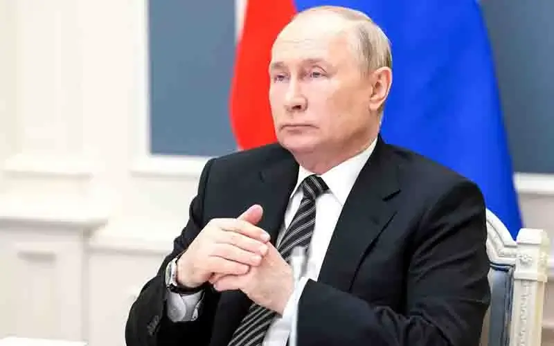 Путин предложил парламентариям не давать невыполнимых обещаний